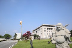 走进历史，感受名人魅力|品味名人雕塑的独特韵味