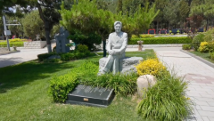 孙礼仁纪念碑落成：以《思索》之名，传承艺术之魂